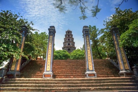 Tour Du Lịch Sài Gòn - Đà Nẵng - Huế - Động Phong Nha 3 Ngày 2 Đêm